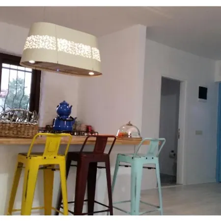 Izmir Alacati'da Ozel Havuzlu Luks Kiralik 빌라 *