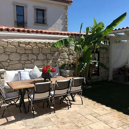 Izmir Alacati'da Ozel Havuzlu Luks Kiralik 빌라